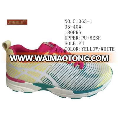 No. 51063 Women′s Beautiful Sports Shoes Flyknit Shoes